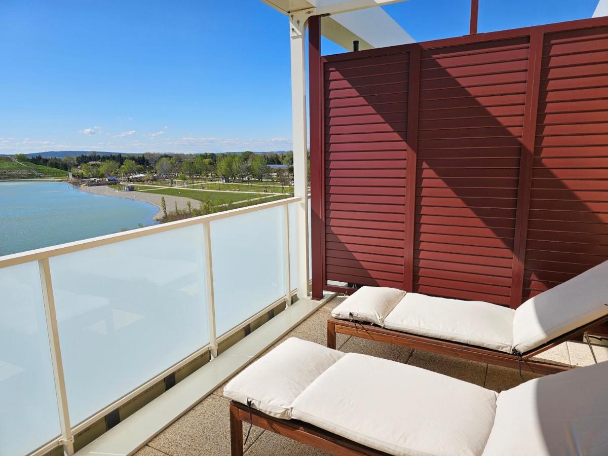 Lakeside Provence - Appartement 4 Etoiles Face Au Lac De Monteux Eksteriør bilde