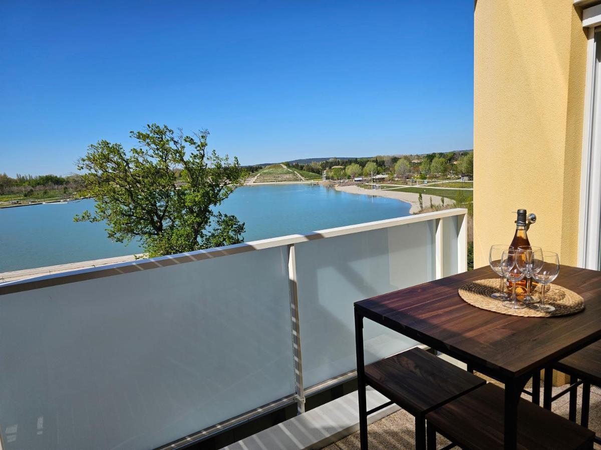 Lakeside Provence - Appartement 4 Etoiles Face Au Lac De Monteux Eksteriør bilde