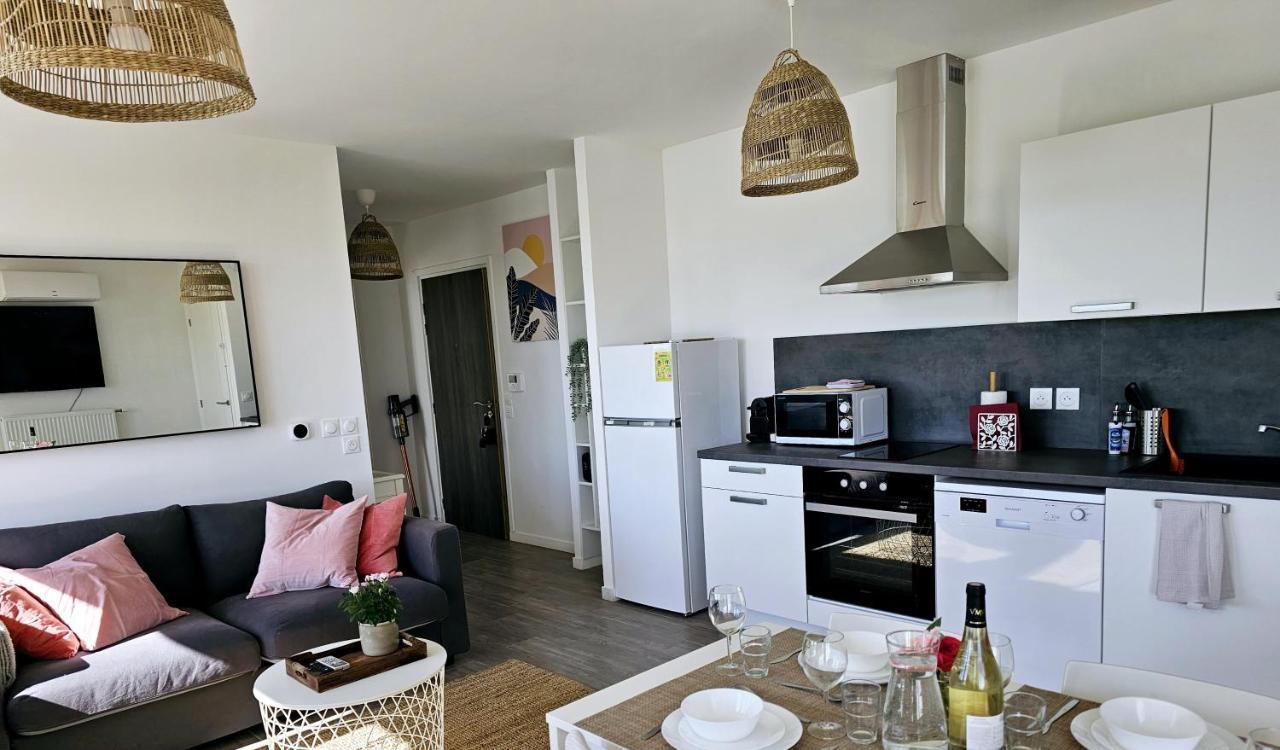 Lakeside Provence - Appartement 4 Etoiles Face Au Lac De Monteux Eksteriør bilde